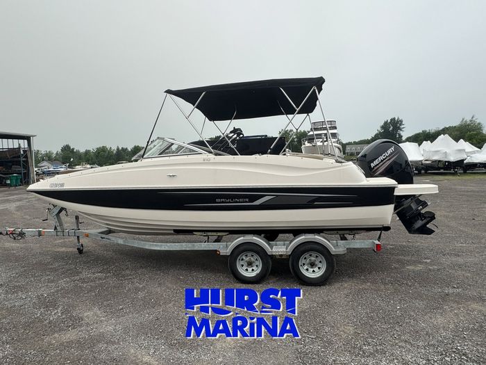 2014 Bayliner 210 Photo 1 of 20