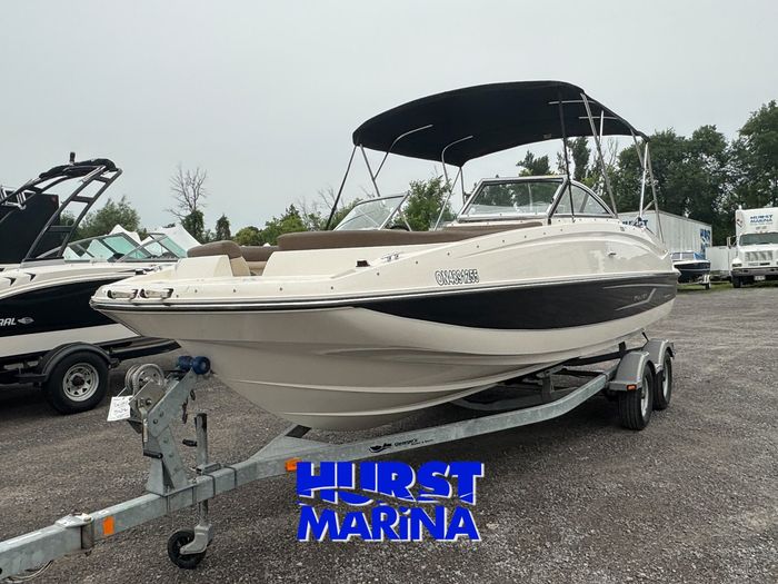 2014 Bayliner 210 Photo 3 of 20