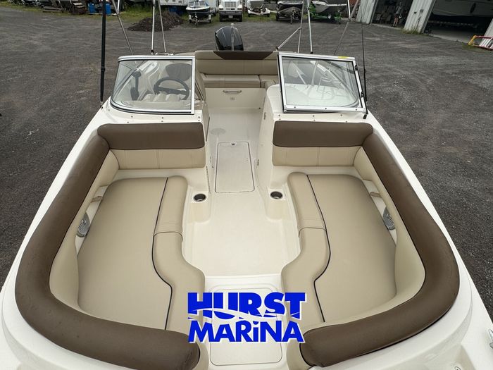 2014 Bayliner 210 Photo 11 of 20