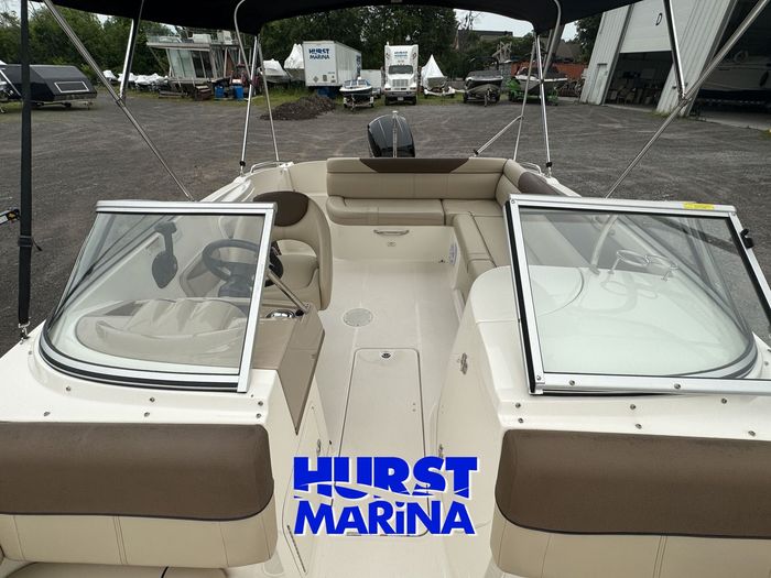 2014 Bayliner 210 Photo 12 of 20