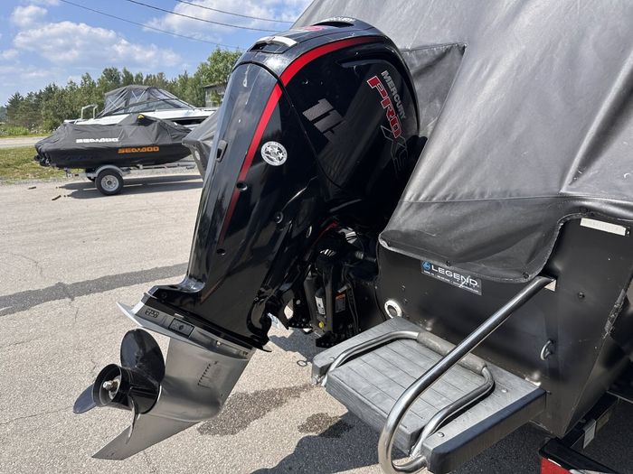 2019 Legend X18 MERCURY 115 PRO XS Photo 5 sur 28