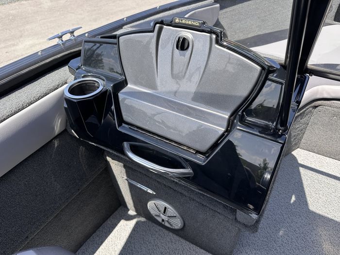 2019 Legend X18 MERCURY 115 PRO XS Photo 18 sur 28