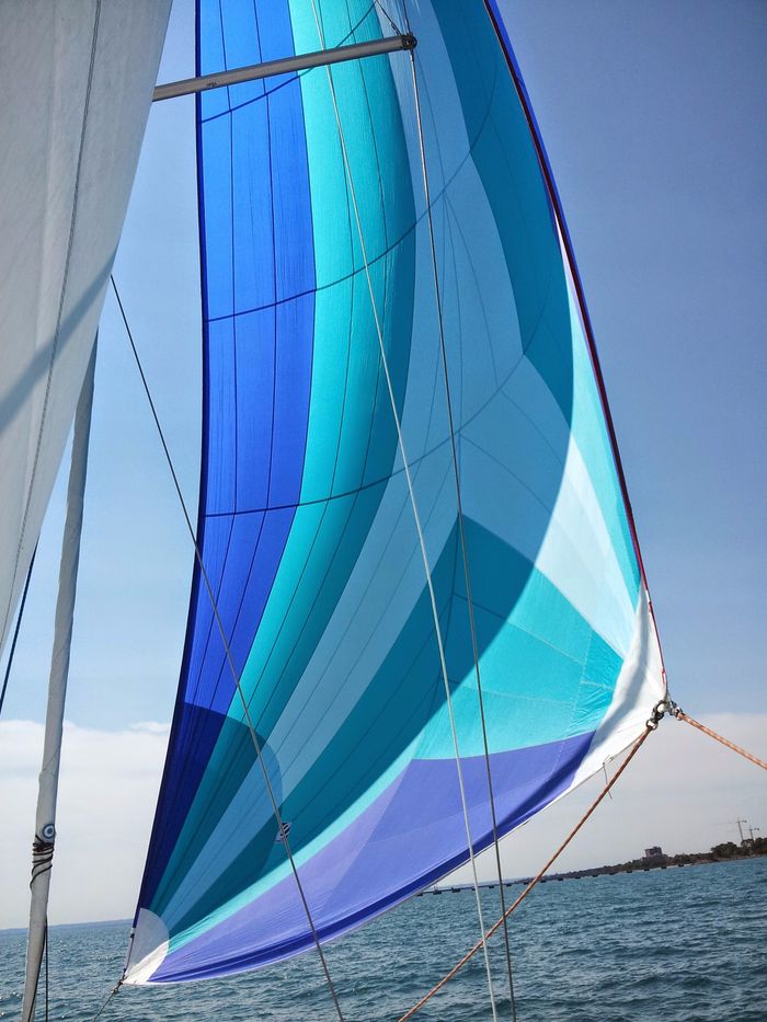 2010 Beneteau Oceanis 37 Photo 8 of 43