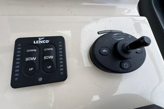 2022 Boston Whaler 325 Conquest Pilothouse Photo 52 of 63