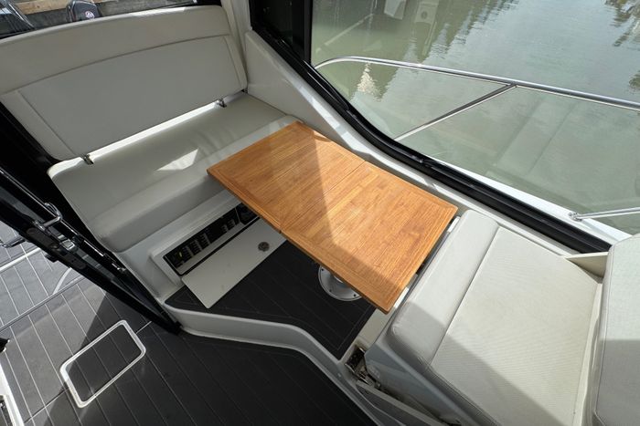 2022 Boston Whaler 325 Conquest Pilothouse Photo 42 of 63