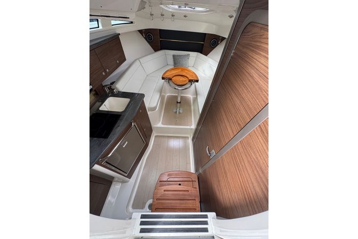 2022 Boston Whaler 325 Conquest Pilothouse Photo 56 of 63
