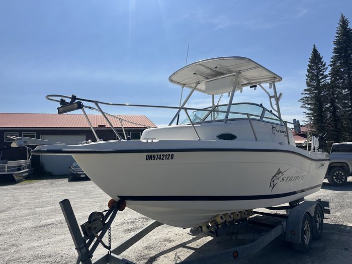 1999 Striper 2100 WA Photo 8 sur 18