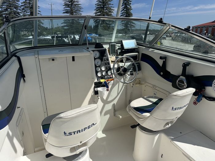1999 Striper 2100 WA Photo 11 sur 18