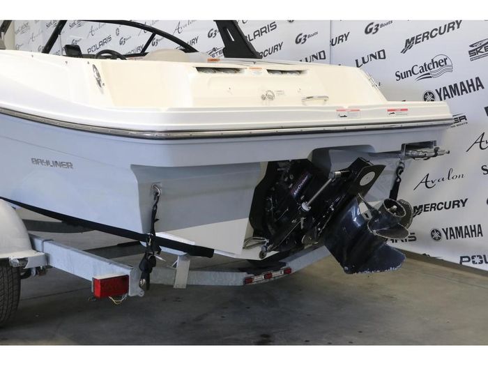 2018 Bayliner VR4 Photo 12 sur 19