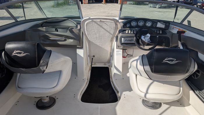 2012 Rinker Captiva 216 Photo 18 of 23