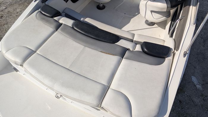 2012 Rinker Captiva 216 Photo 10 of 23