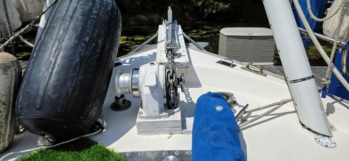 1977 Mainship 34 Trawler Photo 5 of 30
