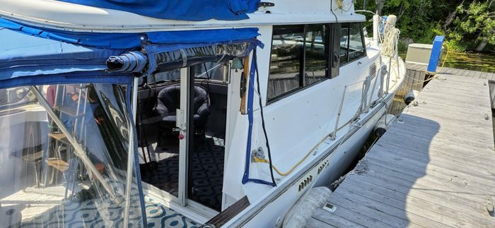 1977 Mainship 34 Trawler Photo 7 of 30