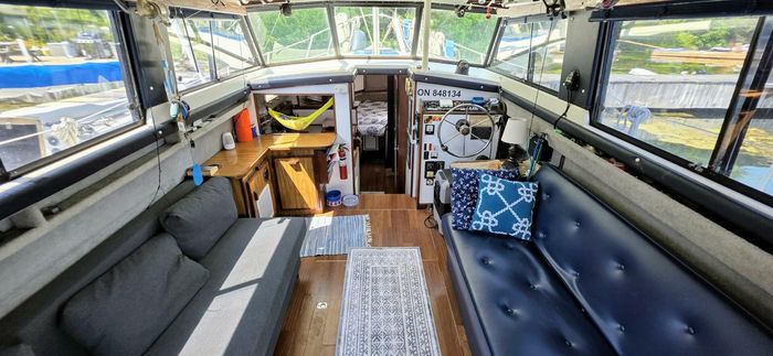 1977 Mainship 34 Trawler Photo 11 of 30