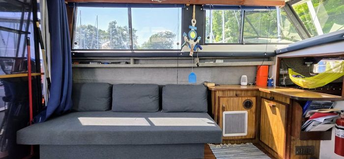 1977 Mainship 34 Trawler Photo 12 of 30