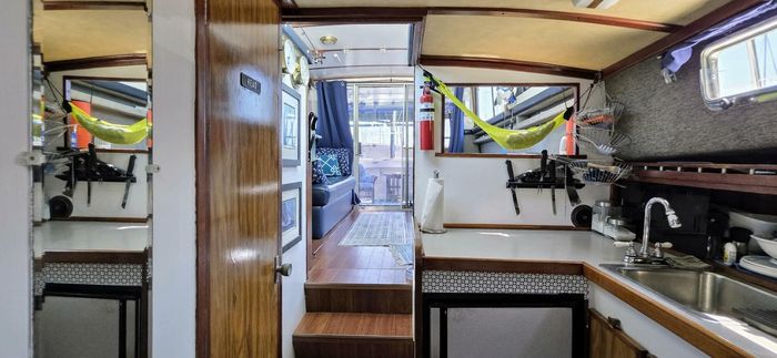1977 Mainship 34 Trawler Photo 18 of 30