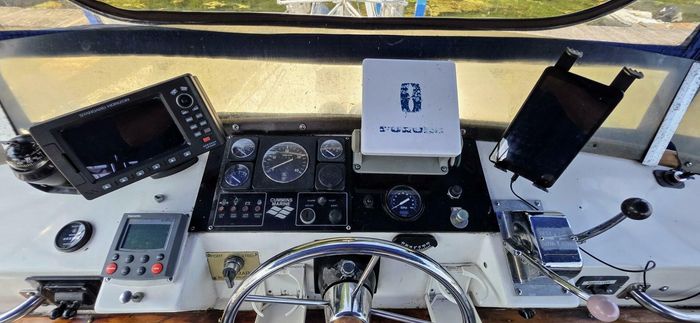 1977 Mainship 34 Trawler Photo 25 of 30