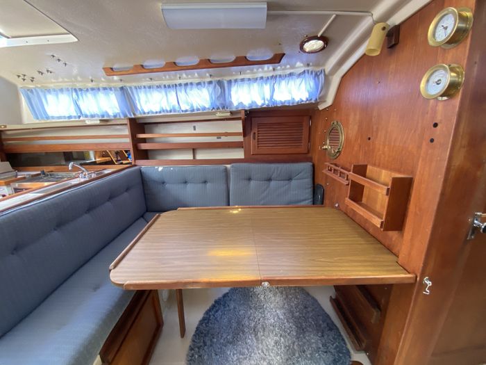 1984 Catalina Photo 38 of 69