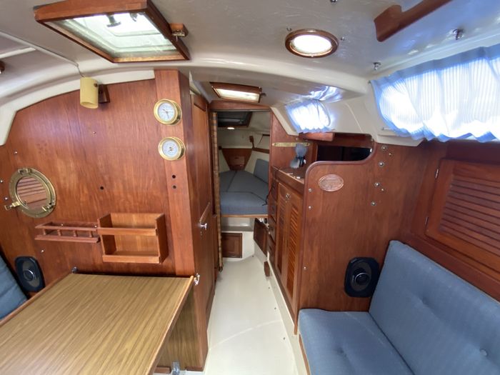 1984 Catalina Photo 39 of 69