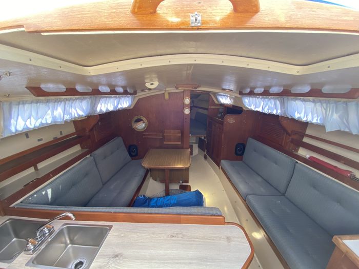 1984 Catalina Photo 30 of 69