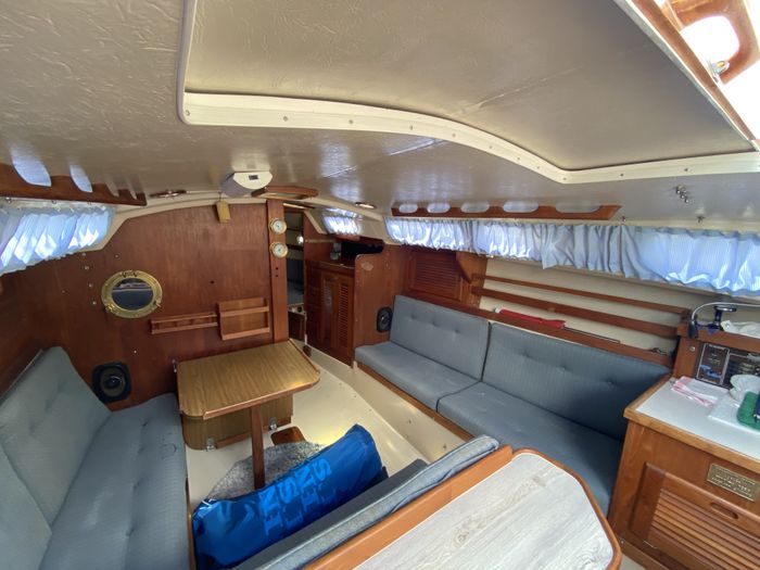 1984 Catalina Photo 32 of 69