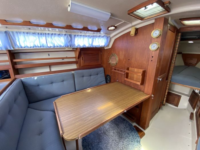 1984 Catalina Photo 37 of 69