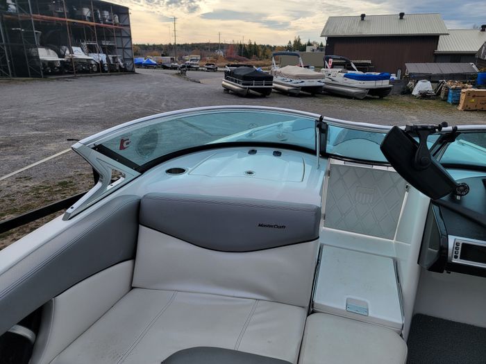 2016 Mastercraft X-STAR Photo 5 sur 10