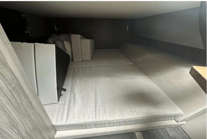 2025 Sea Ray 400 SLX Photo 23 sur 26