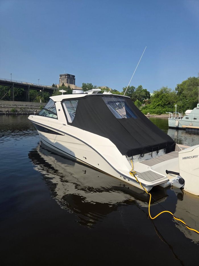 2025 Sea Ray 400 SLX Photo 4 sur 26