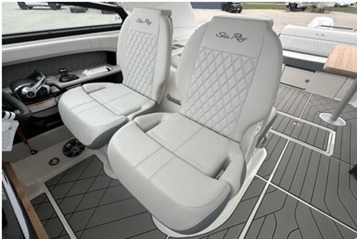 2025 Sea Ray 400 SLX Photo 11 sur 26