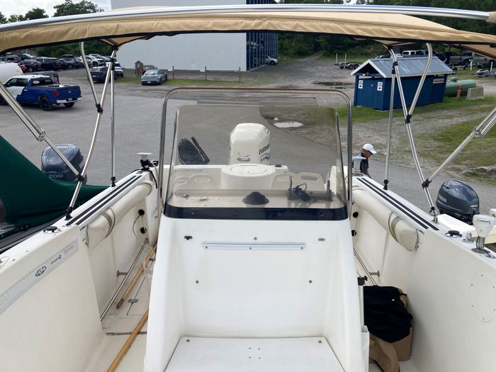 2000 Aquasport OSPREY 205 W/ 200HP EVINRUDE - NO TRAILER Photo 3 of 9
