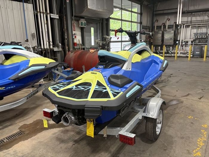 2026 Yamaha Jetblaster Photo 3 of 5