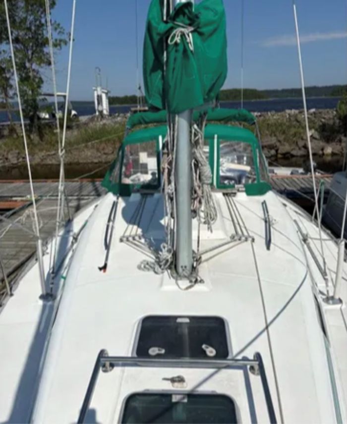 2002 Beneteau 361 Photo 4 of 13