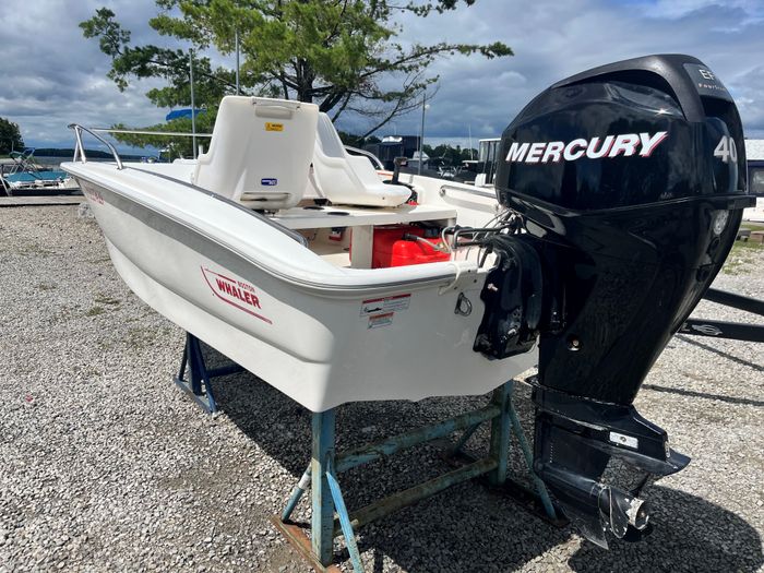2009 Boston Whaler 130SS Photo 4 of 9