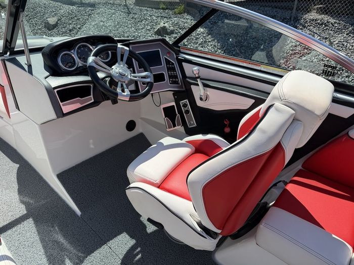 2019 MasterCraft XT23 Photo 20 sur 34