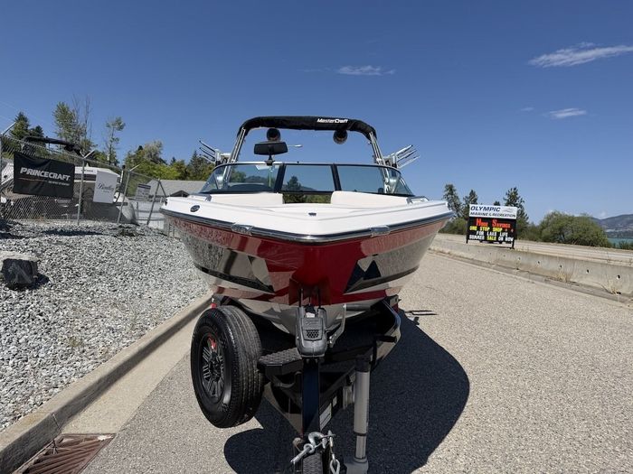 2019 MasterCraft XT23 Photo 4 sur 34