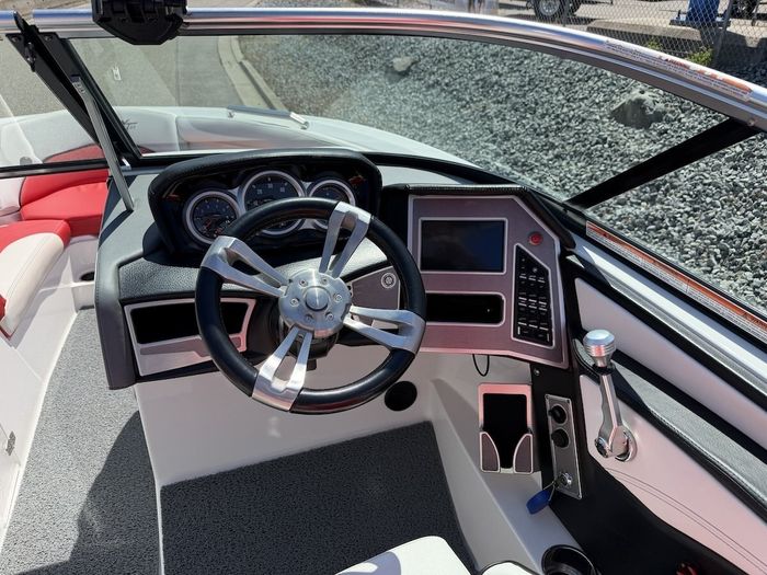 2019 MasterCraft XT23 Photo 22 sur 34