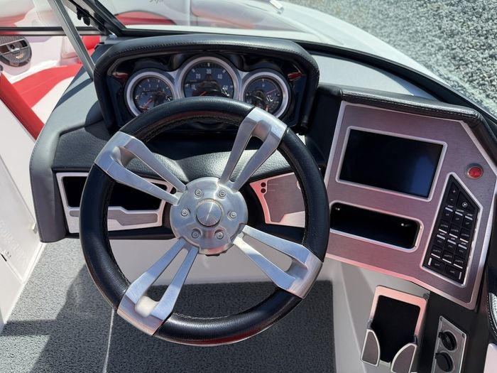 2019 MasterCraft XT23 Photo 23 sur 34