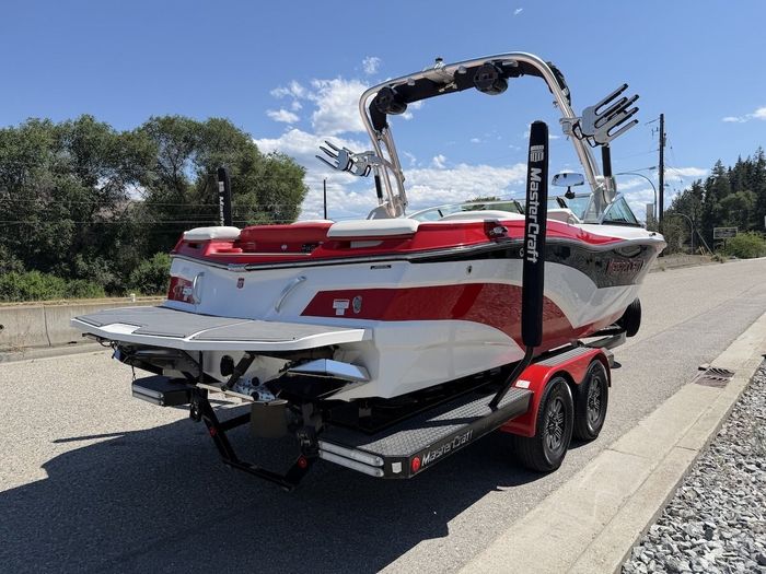 2019 MasterCraft XT23 Photo 7 sur 34