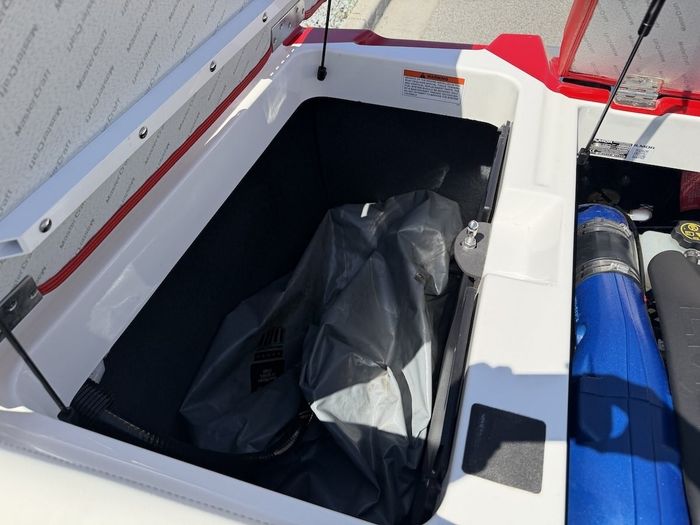 2019 MasterCraft XT23 Photo 33 sur 34