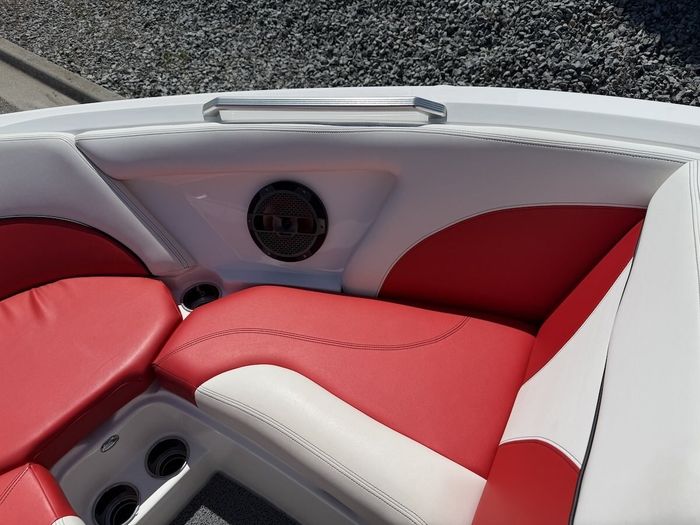 2019 MasterCraft XT23 Photo 27 sur 34