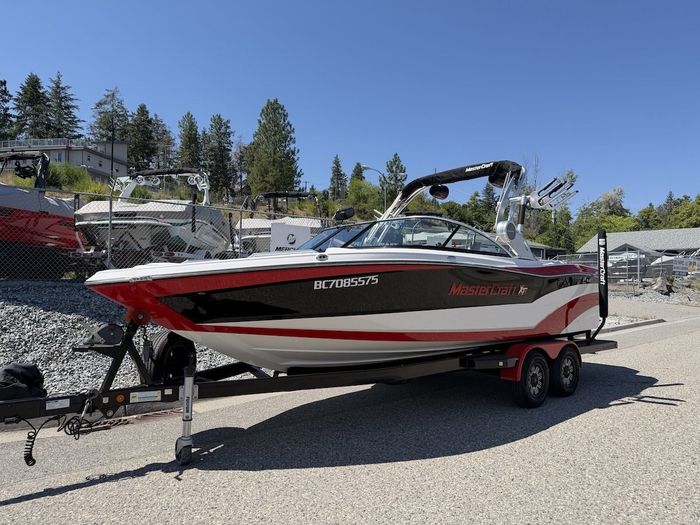 2019 MasterCraft XT23 Photo 3 sur 34