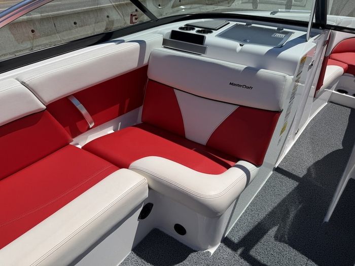 2019 MasterCraft XT23 Photo 15 sur 34