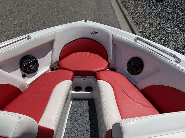 2019 MasterCraft XT23 Photo 25 sur 34