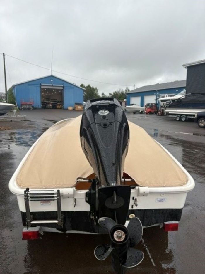 2018 Boston Whaler 130 Super Sport Photo 2 sur 4
