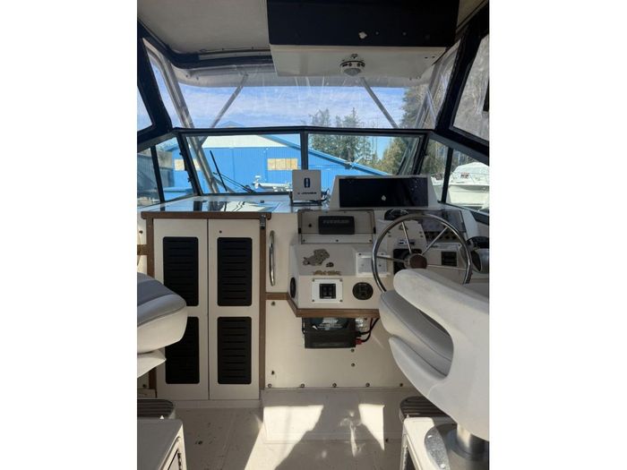 1991 Grady-White 28 Marlin Photo 7 of 16