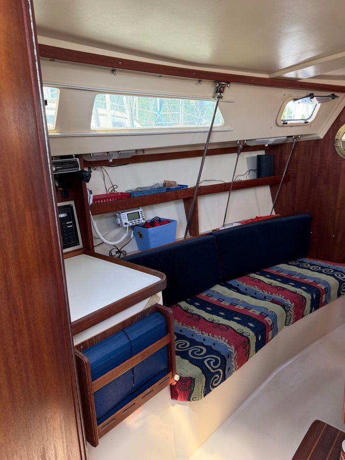 1990 Catalina 28 Photo 7 sur 16