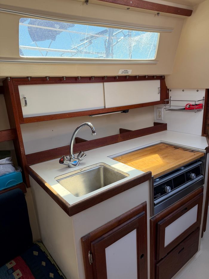 1990 Catalina 28 Photo 12 sur 16