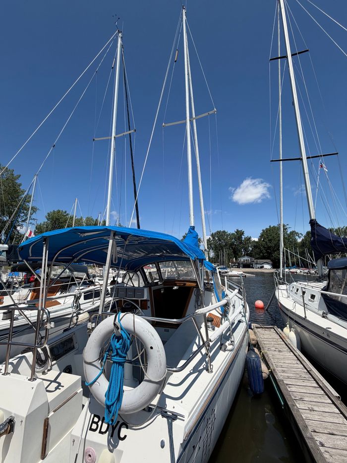 1990 Catalina 28 Photo 3 sur 16