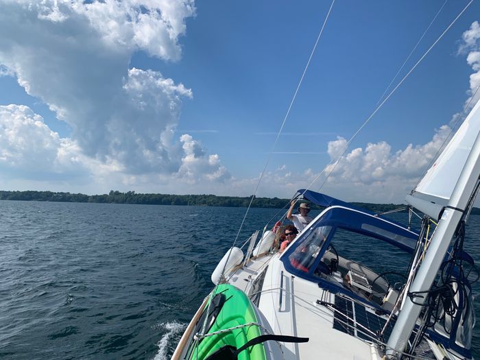 2019 Beneteau Oceanis 35.1 Photo 23 of 25